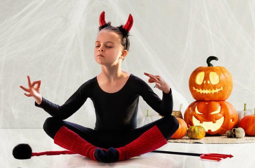 PHOTO 2025 10 06 18 06 06 - Atelier : "kids Halloween -(4/10 ans)"
